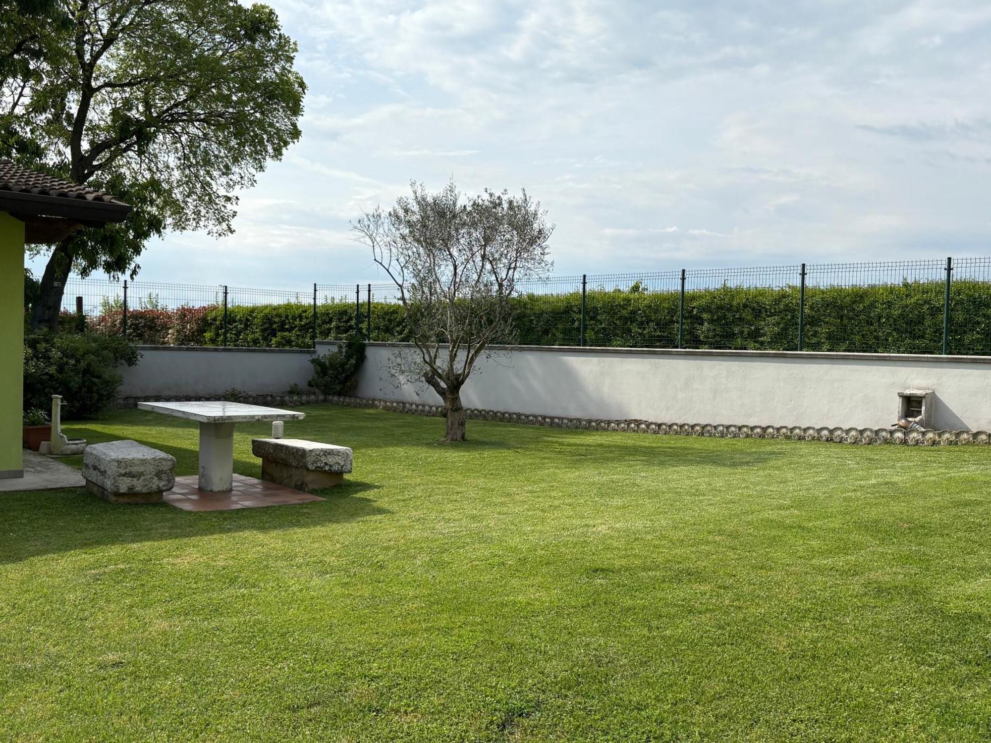 Appartamento Casa Salera Lonato Esterno foto
